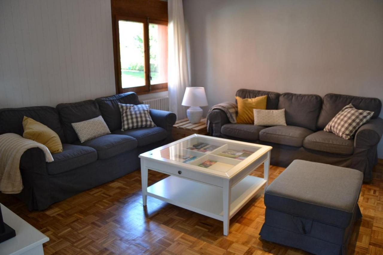 Amplio Apartamento Con Piscina En Llivia Bagian luar foto