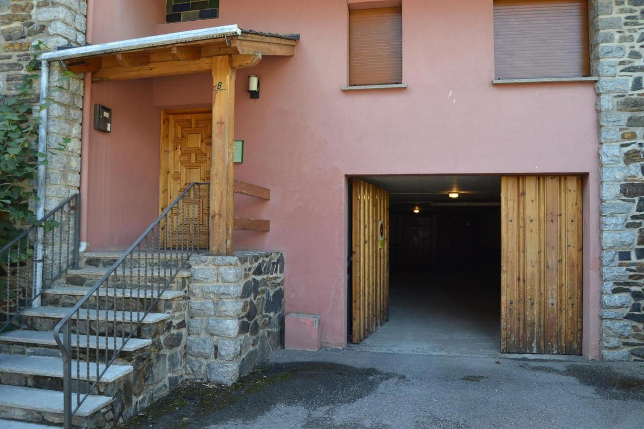 Amplio Apartamento Con Piscina En Llivia Bagian luar foto