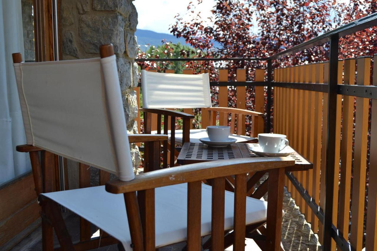 Amplio Apartamento Con Piscina En Llivia Bagian luar foto